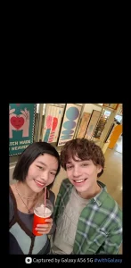    Snap awesome selfies